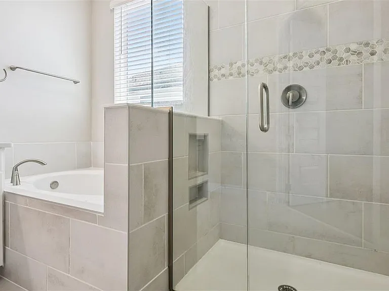 16331 Silver Grove Blvd — Photo 27