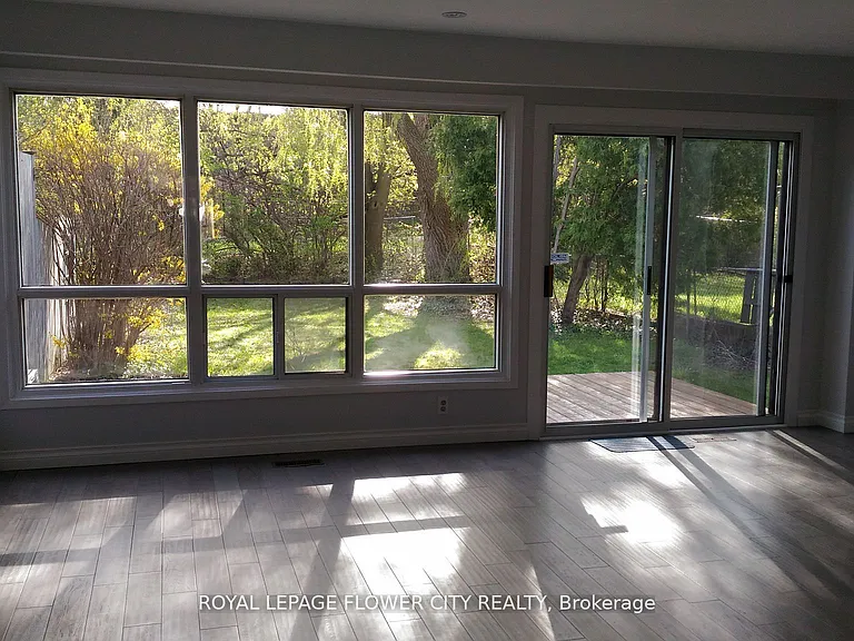 118 Sexton Cres — Photo 5