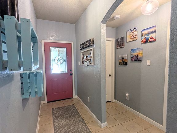 3rd image of 735 Spectrum Dr