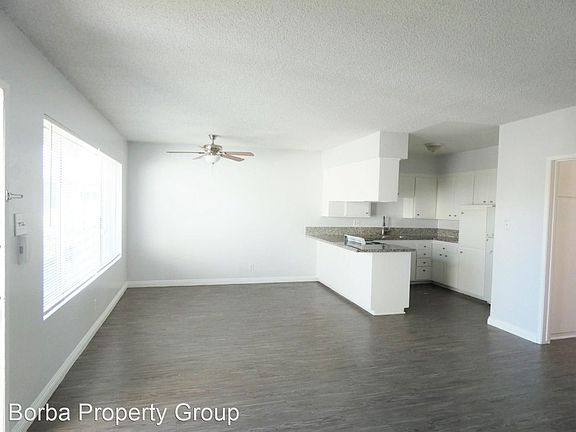 3rd image of 35 E Plymouth St APT 09