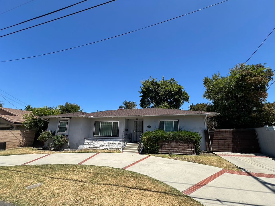 1st image of 8749 Youngdale St
