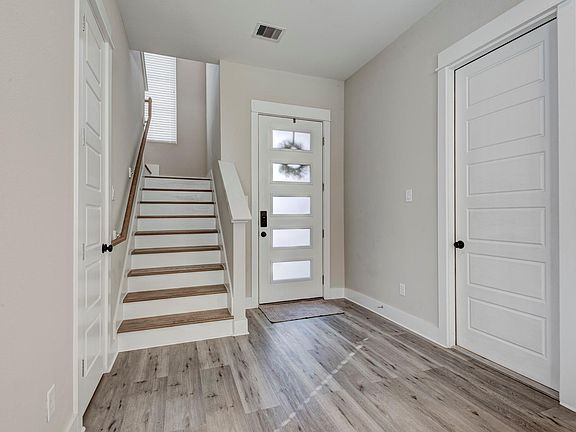 4th image of 1181 W Tidwell Rd #A