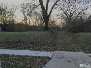 1859 Huey St, South Bend, IN 46628