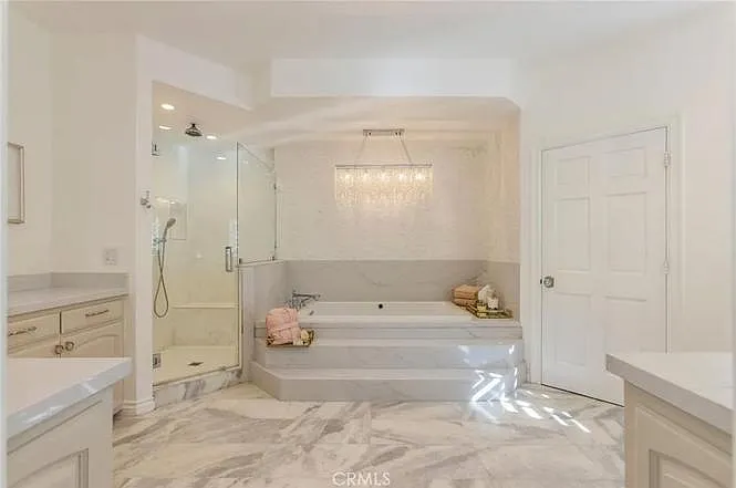 4637 Westchester Dr — Photo 19