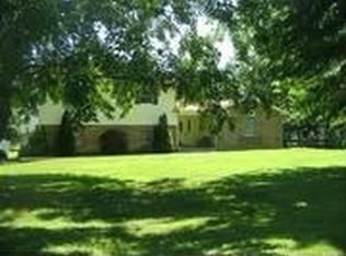 1705 Carnes Rd, New Richmond, OH 45157