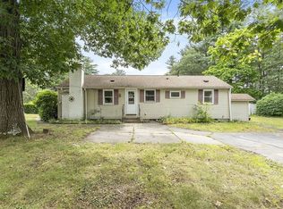 31 Birch Rd, Westford, MA 01886