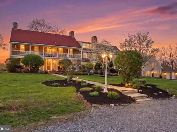 2319 Forest Grove Rd, Furlong, PA 18925