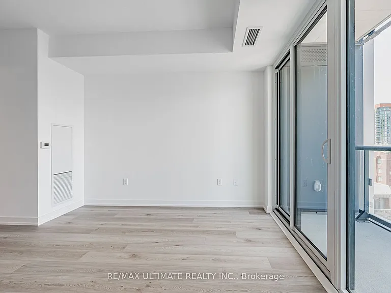 158 Front St E #1211 — Photo 14