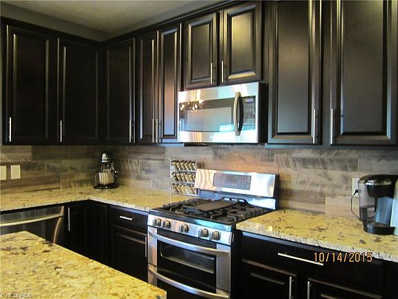 4th image of 2437 Berkshire Ave