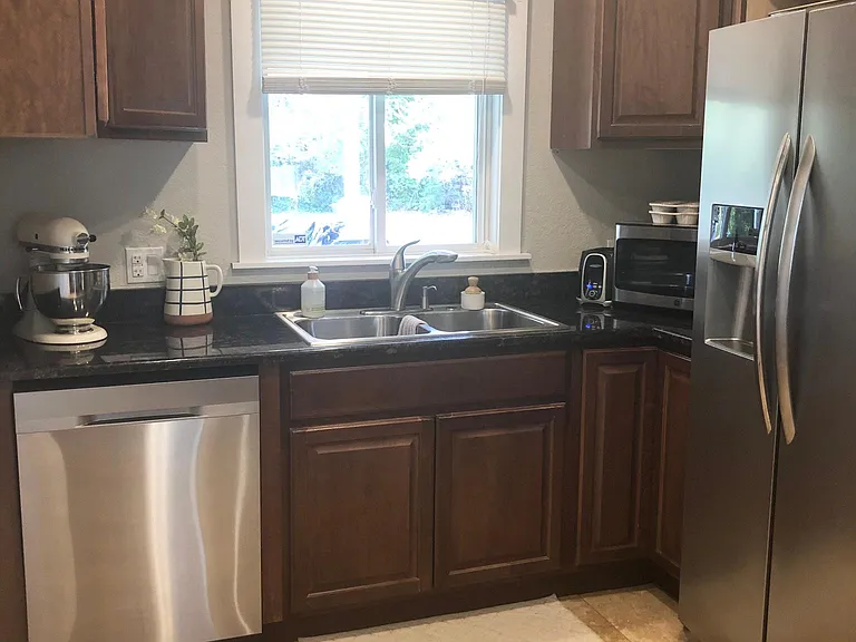 3014 S Cherry Way — Photo 4