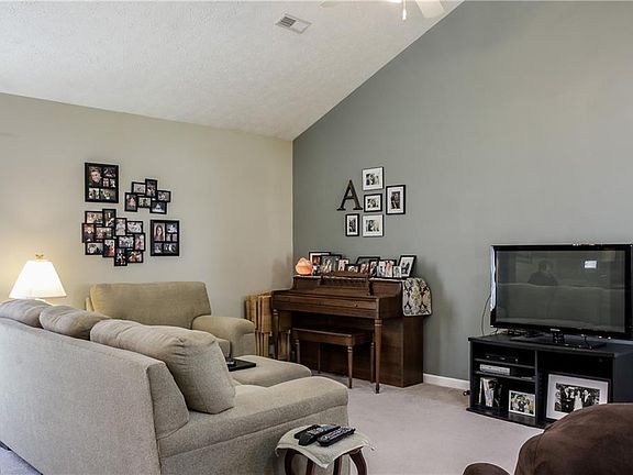 5th image of 317 Westberry Cir