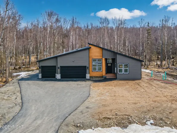 1942 W Cashatt Ave, Wasilla, AK 99654