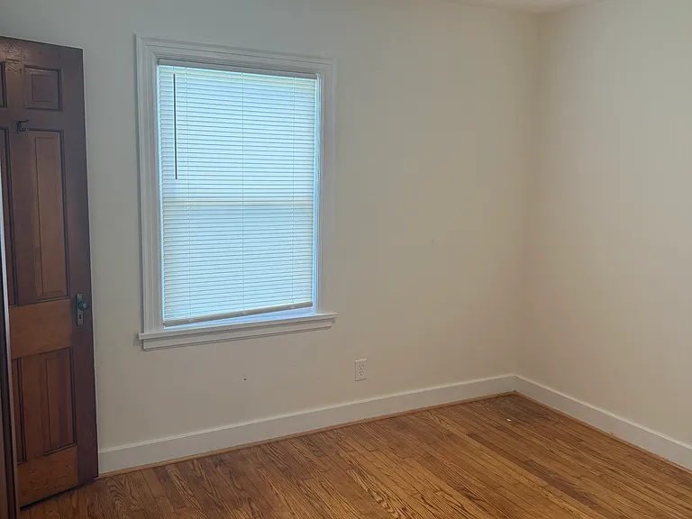 944 Highland Park Dr — Photo 6
