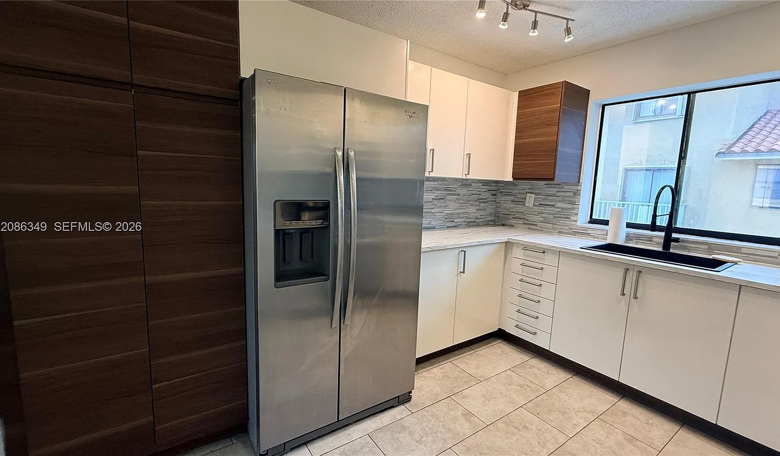 Residencial El Prado Cond — Photo 4