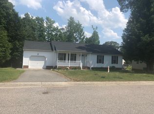8218 Christopher Paul Dr, Mechanicsville, VA 23111