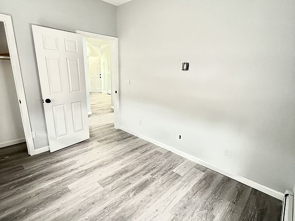 5th image of 803 Hempstead Tpke #2B