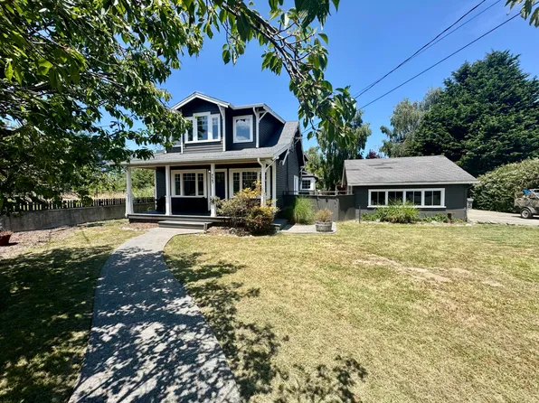 725 Vanston St, Ferndale, CA 95536