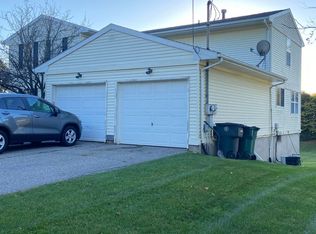 1631 N Hagadorn Rd, East Lansing, MI 48823