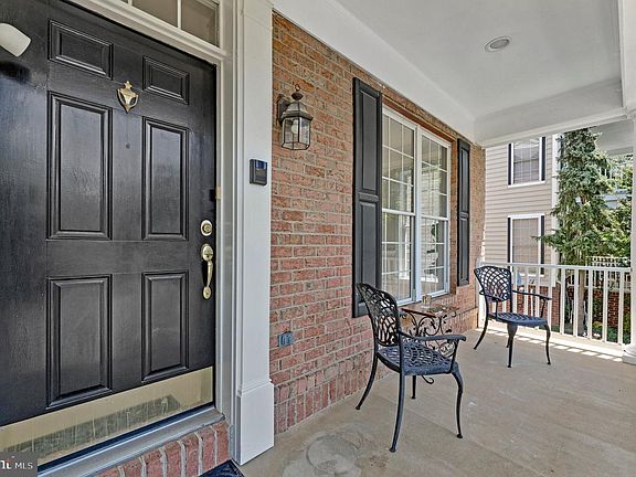 2nd image of 2819 Morada Ct