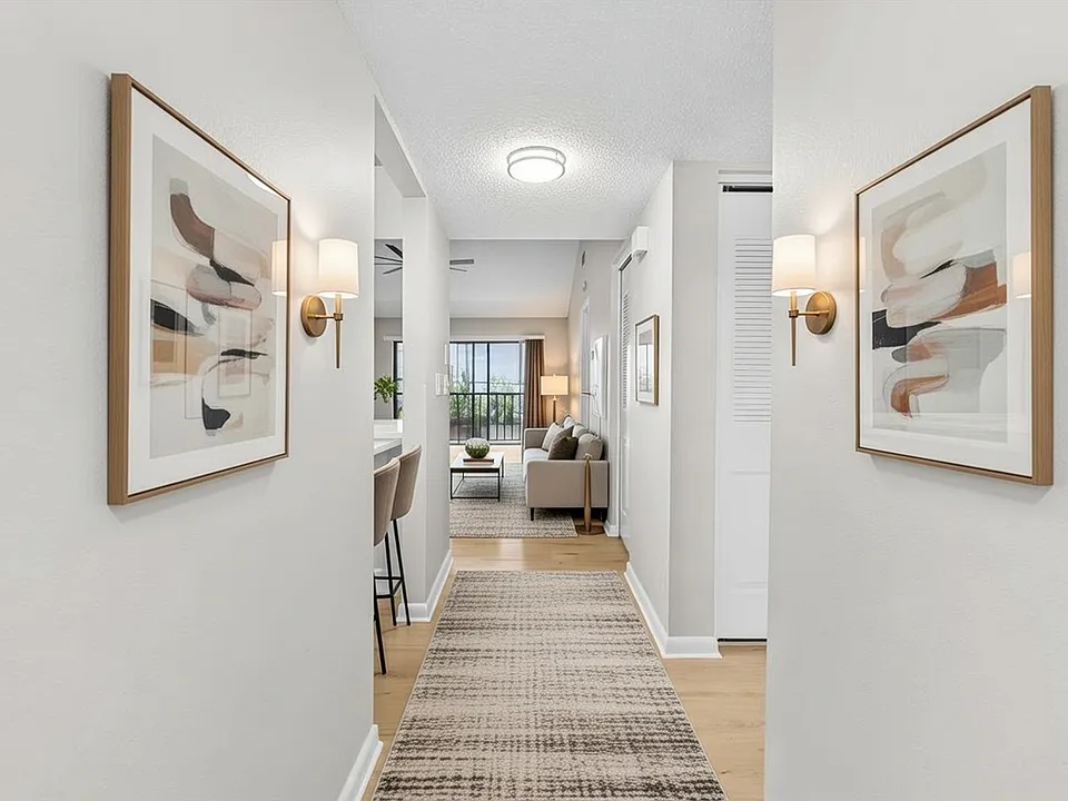 Hallway virtual staging