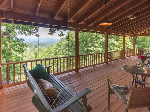 1424 Dowdle Mountain Rd, Franklin, NC 28734