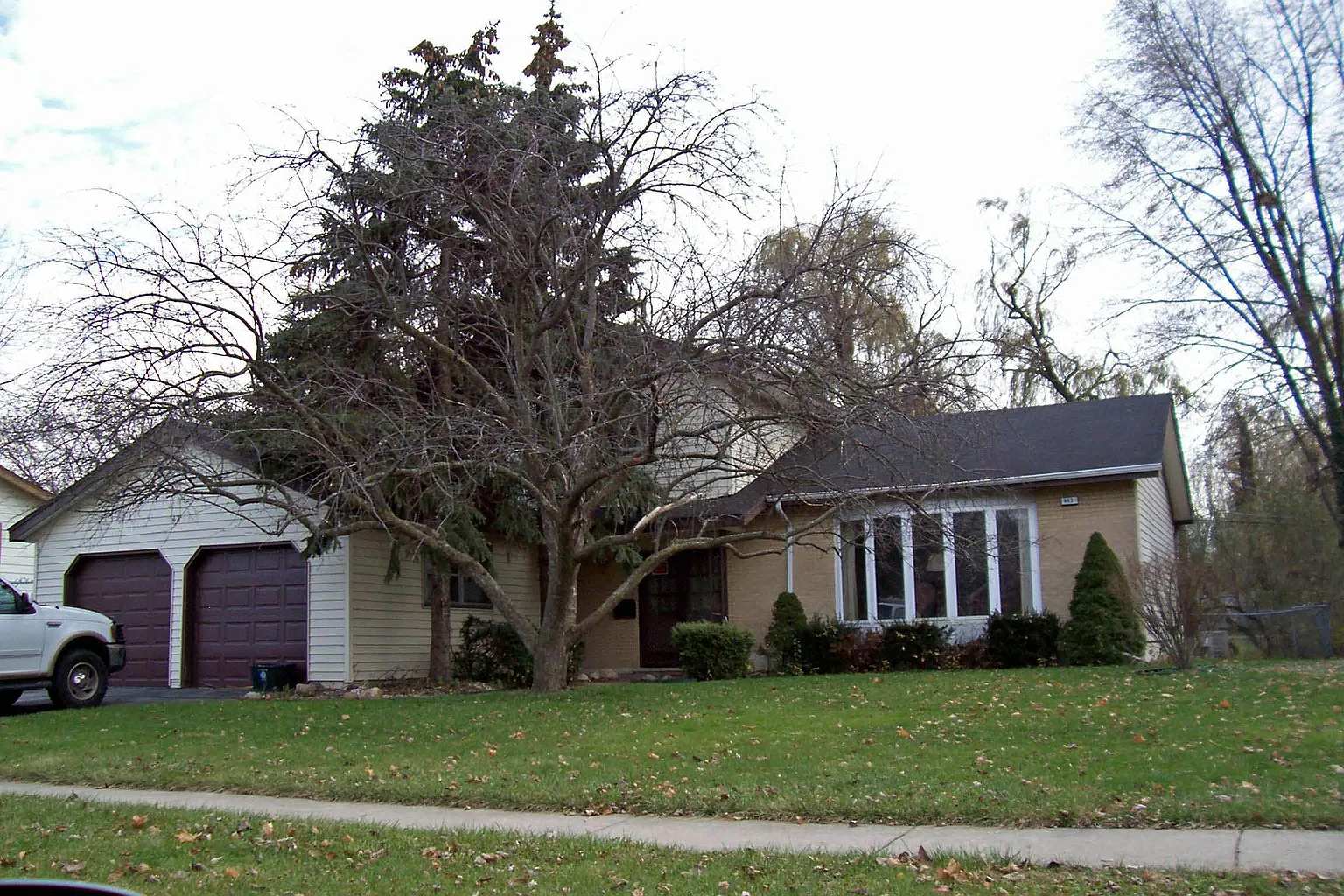 4433 177th St photo 1