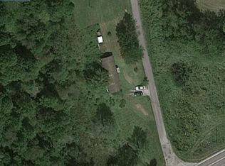 105 Willie Crabtree Rd, Allardt, TN 38504