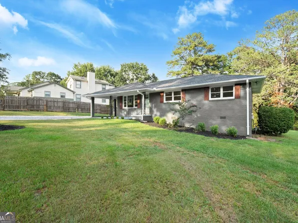 6113 Dodgen Rd SW, Mableton, GA 30126