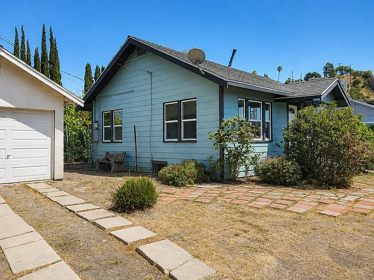 3112 Phelps Ave — Photo 10