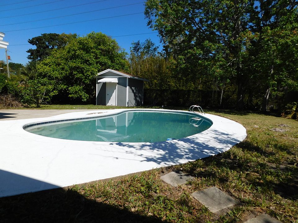 Pool Home