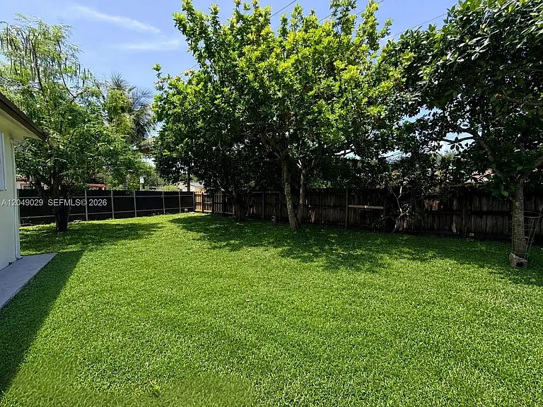 19202 NW 23rd Ct — Photo 14
