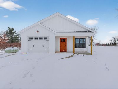 13945 Northmoor Dr, Cement City, MI, 49233