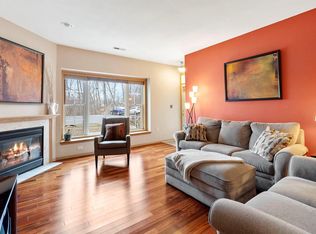 6180 Walnut Ln UNIT 80, Cudahy, WI 53110