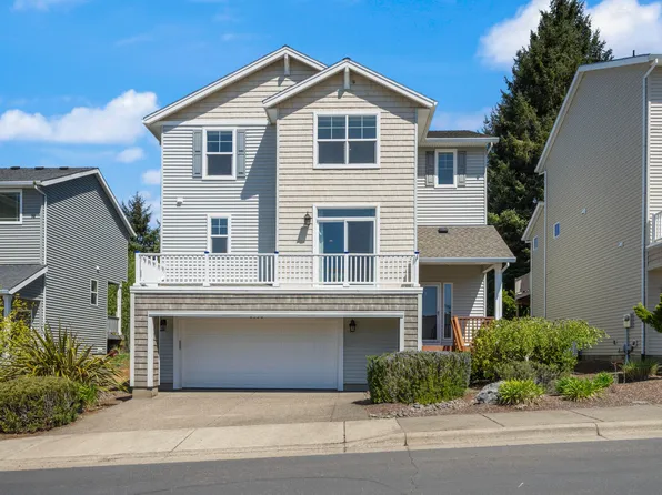 4330 Sequoia Loop, Tillamook, OR 97141