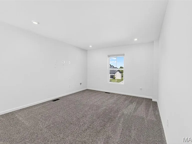 207 Kerry Downs Dr — Photo 21