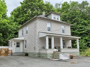 15 Woodworth St, Leominster, MA 01453