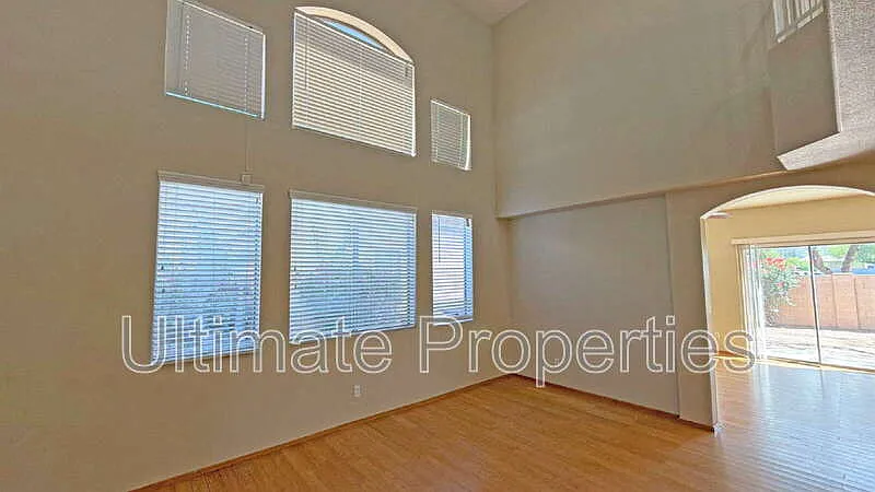 Building Photo - 8419 W Salter Dr