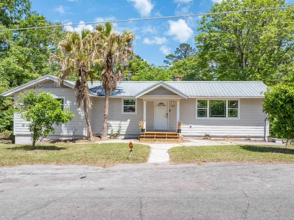 739 NW Palm Dr, Lake City, FL 32055