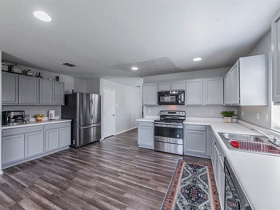 2nd image of 9025 Penny Ln