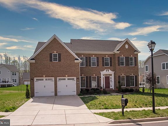 3rd image of 3604 Winterbourne Dr