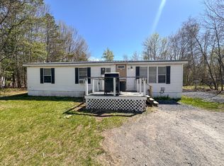 5 Crown Point Rd, Plattsburgh, NY 12901
