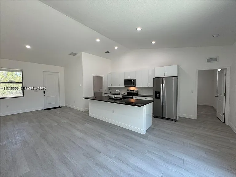 6018 Acorn Cir — Photo 5