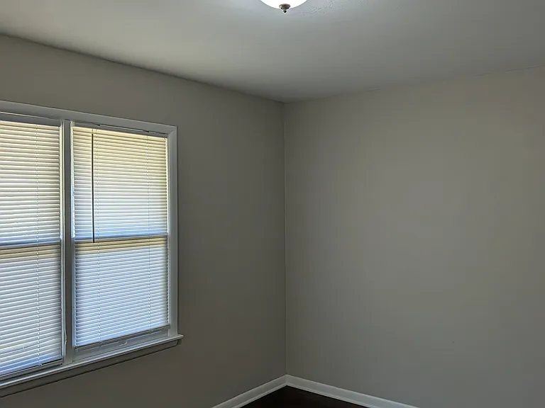 1825 Meyers Pl — Photo 13