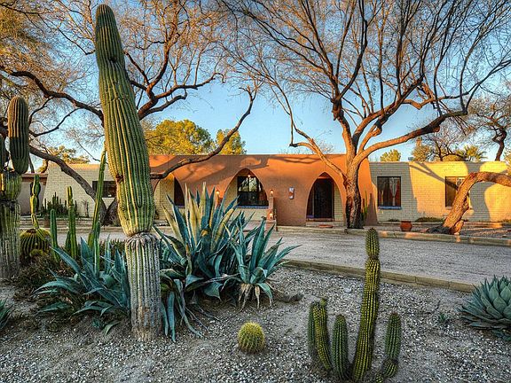 2nd image of 7301 E Calle Los Arboles