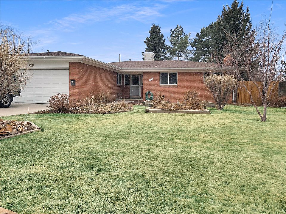 1st image of 530 W 3rd Avenue Dr