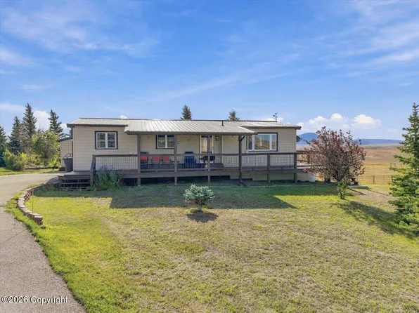 2325 State Highway 585, Sundance, WY 82729