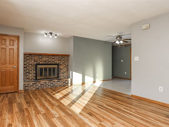 5th image of 125 4th St