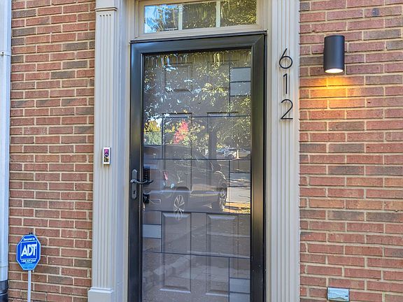 4th image of 612 Huffine Manor Cir