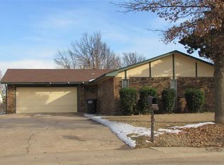 309 S Rimrock Rd, Enid, OK 73703