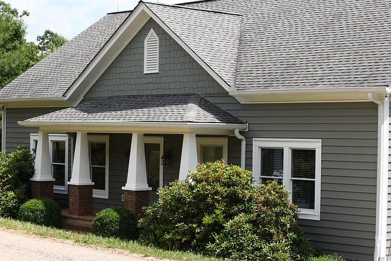 2nd image of 907 Logans Ridge Rd